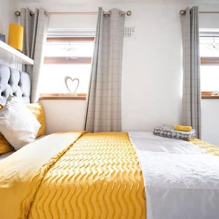 Elegant And Cosy Private Room Belfast Extérieur photo